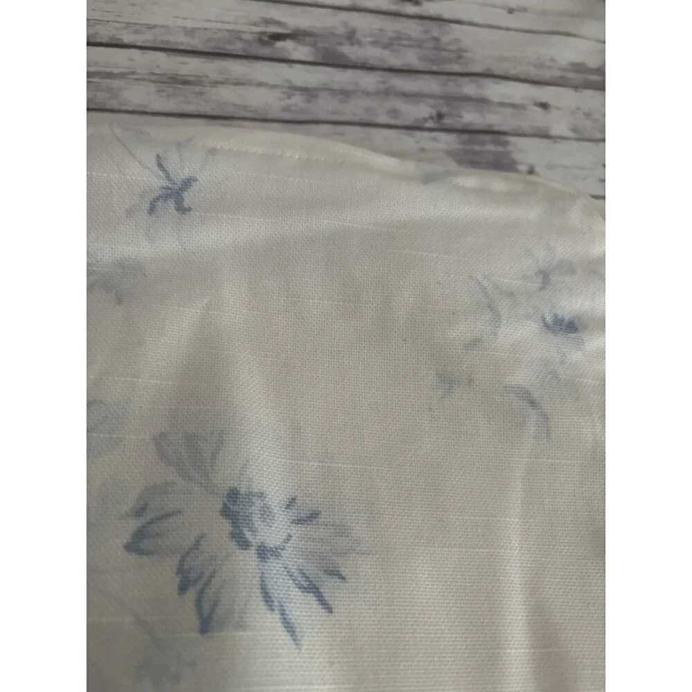 Vintage‎ Flower Decorative PAIR Cotton Square Decorative Pillow Blue Ivory 17